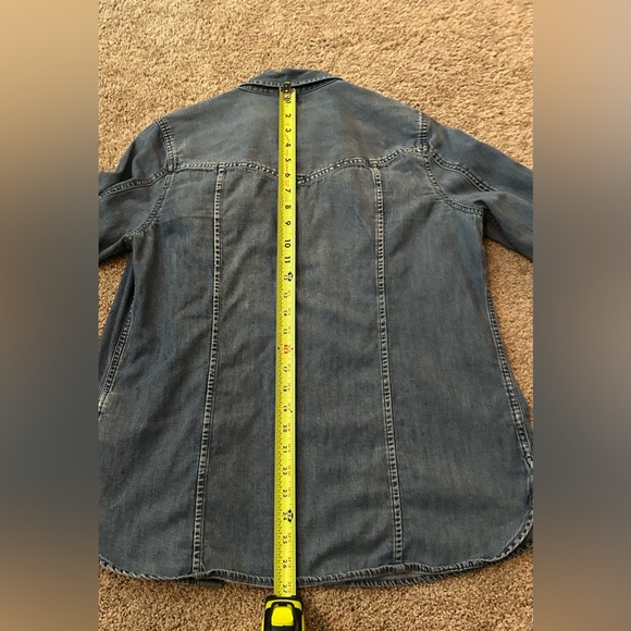 *Like New* J.Crew Woman’s Classic “Western Pearl Snap” Indigo Blue Denim Shirt - Picture 15 of 16